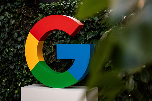 Article image for Two Senior Google AI Researchers Defect to Anthropic as Talent Exodus Rattles Investors