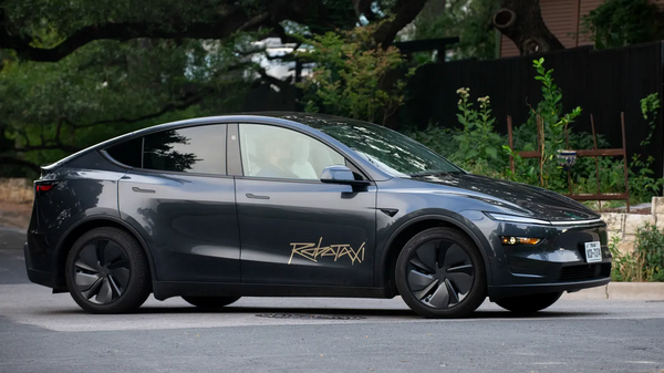 Tesla Granted Only 10 Robotaxi Permits in Nevada Despite Applying for 5,000, Facing Strict Speed and Location Limits
