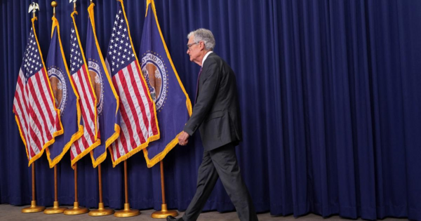 Fed Stands Firm Against Pressure to Boost Treasury Buying