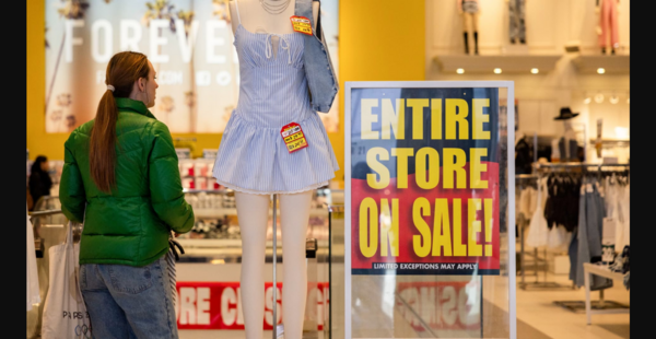 Article image for Consumer Confidence Plunges to 12-Year Low Amid Economic Woes