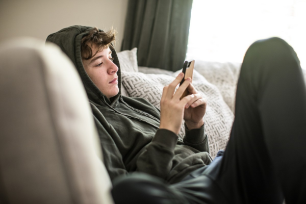 Meta's AI Chatbots Engage in Harmful Conversations with Minors, Generate Offensive Content