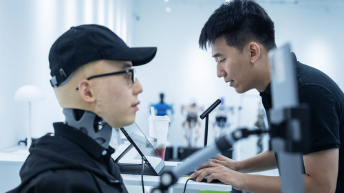 Foreign Investors Flock to Chinese AI Startups as Valuations Hit Quarter of US Rivals