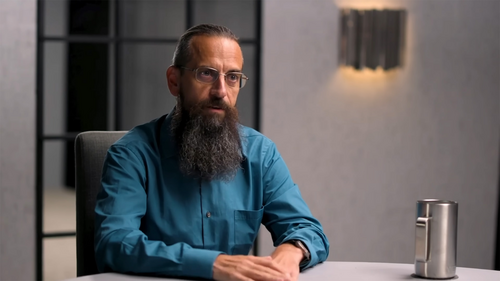 AI Predicted to Disrupt 99% of Jobs by 2030, Researcher Warns