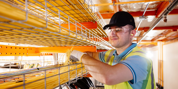 Article image for Amazon Pledges $1 Billion for Data-Center Communities, Ends Government NDAs