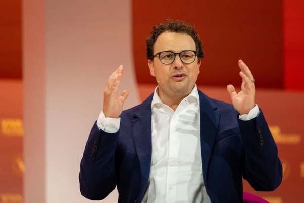 Anthropic CEO Calls Out OpenAI's Sam Altman for 'Straight Up Lies' Over Pentagon AI Deal as ChatGPT Uninstalls Surge 295%