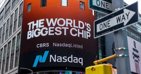 Article image for Cerebras Surges 90% on Trading Debut, Opens at $350 in Biggest IPO of the Year With $75 Billion Valuation
