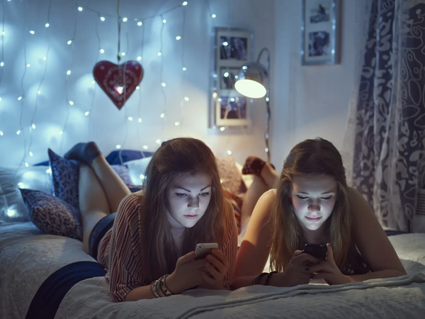 Surgeon General Warns Social Media Use Over 3 Hours Daily Doubles Teen Depression Risk