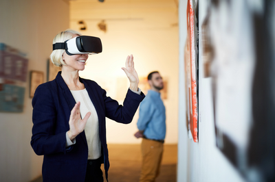 Article image for Smart Glasses Market Explodes 167% as Meta Leads Race Toward Mainstream Adoption