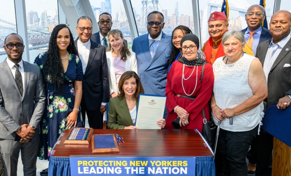 New York Governor Hochul Halts New Hyperscale Data Centers With Nation's First Statewide Moratorium