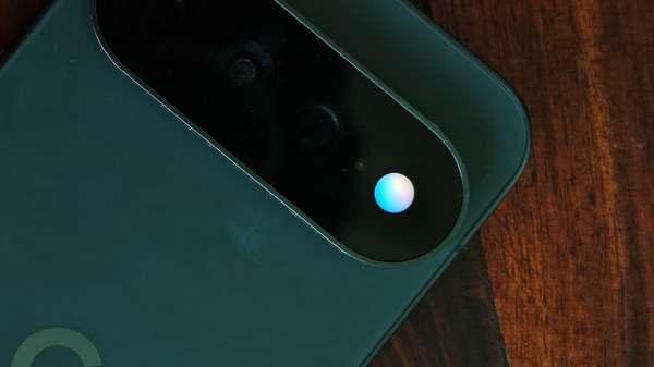 Google Tests Gemini AI That Calls Businesses for Pixel 11 Users