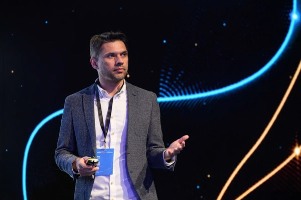 Article image for Meta AI Director Rohit Patel Leaves to Launch Ndoc, an Office Rival