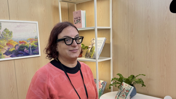 Google Launches AR Glasses, Teams Up with Samsung and Warby Parker