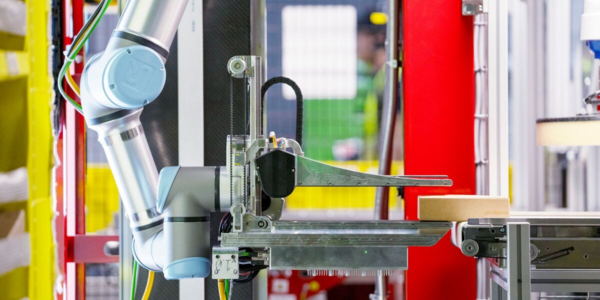 Amazon Unveils Vulcan, Its First Robotic Assistant with Sense of Touch