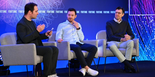 AI Shopping Assistants Reshape E-Commerce, Mastercard Unveils Secure 'Agent Pay'