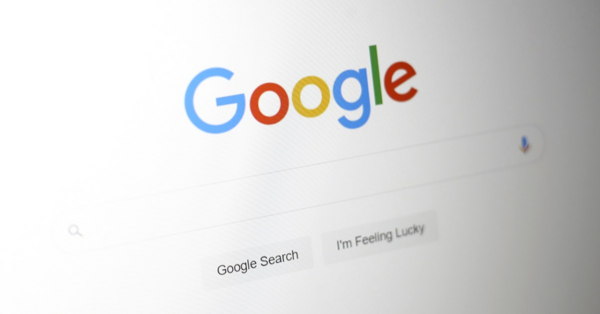 Google AI Summaries Discourage Clicks, Users Prefer Browsing Over Source Links