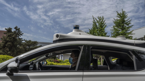 China's Robotaxis Overtake U.S. in Global Race for Driverless Ride-Hailing