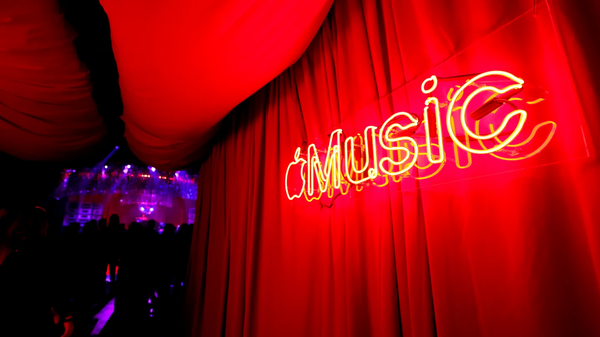 Apple Music Launches Visible AI Song Labels as Over a Third of New Uploads Are AI-Generated