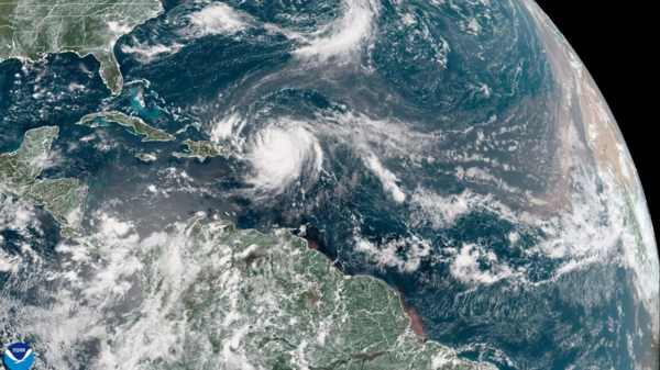 Google AI Trumps Physics Models in Hurricane Erin Forecasting