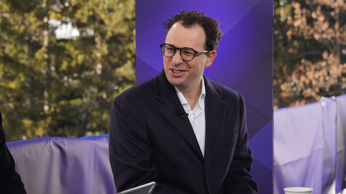 Article image for OpenAI and Anthropic Race to Dominate Enterprise AI Market as Business Clients Surge