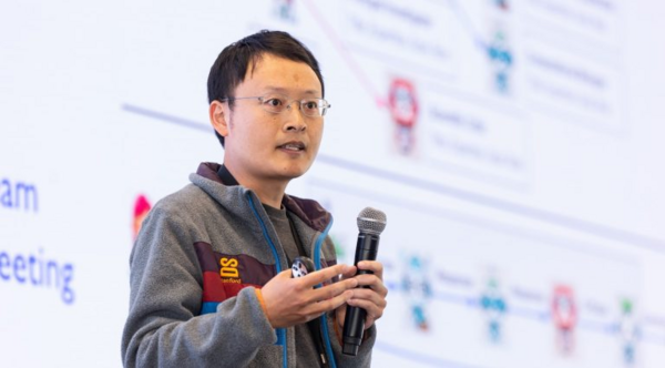 AI Scientists Collaborate in Virtual Lab, Devise Potential COVID-19 Vaccine Strategy