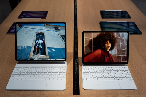 Article image for Apple Shares Plunge 6.1% as Memory Shortage Forces Mac and iPad Price Hikes of Up to $500