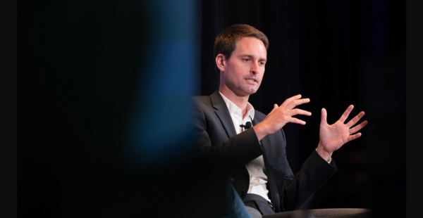 Snap Beats Revenue Forecasts but Shares Tumble on Murky Outlook