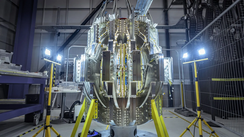 Article image for Tokamak Energy Achieves World-First Fusion Breakthrough with 11.8 Tesla Magnetic Field