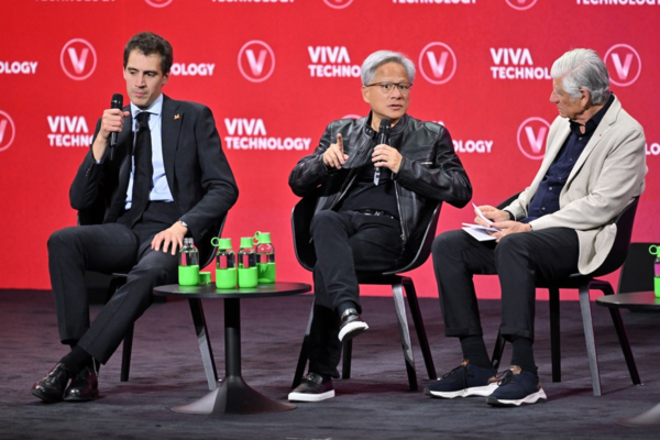 Mistral Seeks $1 Billion Investment, Debt Financing for AI Expansion