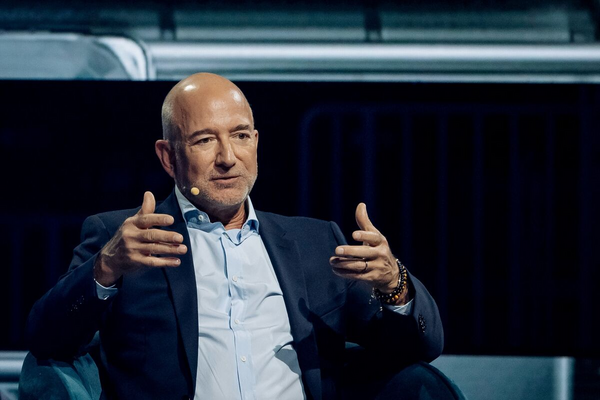 Article image for Jeff Bezos Nears $10 Billion Funding Round for AI Startup Project Prometheus, Valued at $38 Billion